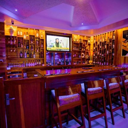 Hadjens Hotel Mwanza Kültér fotó