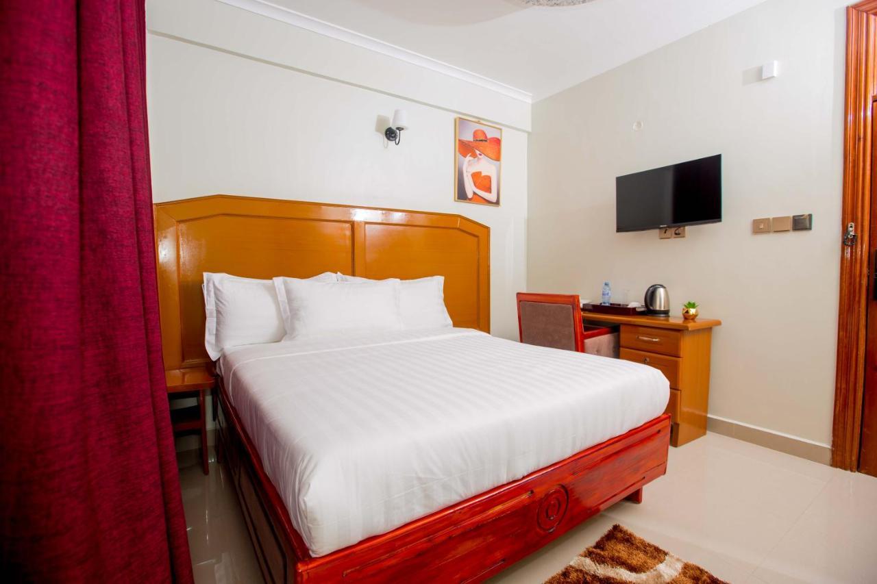 Hadjens Hotel Mwanza Kültér fotó